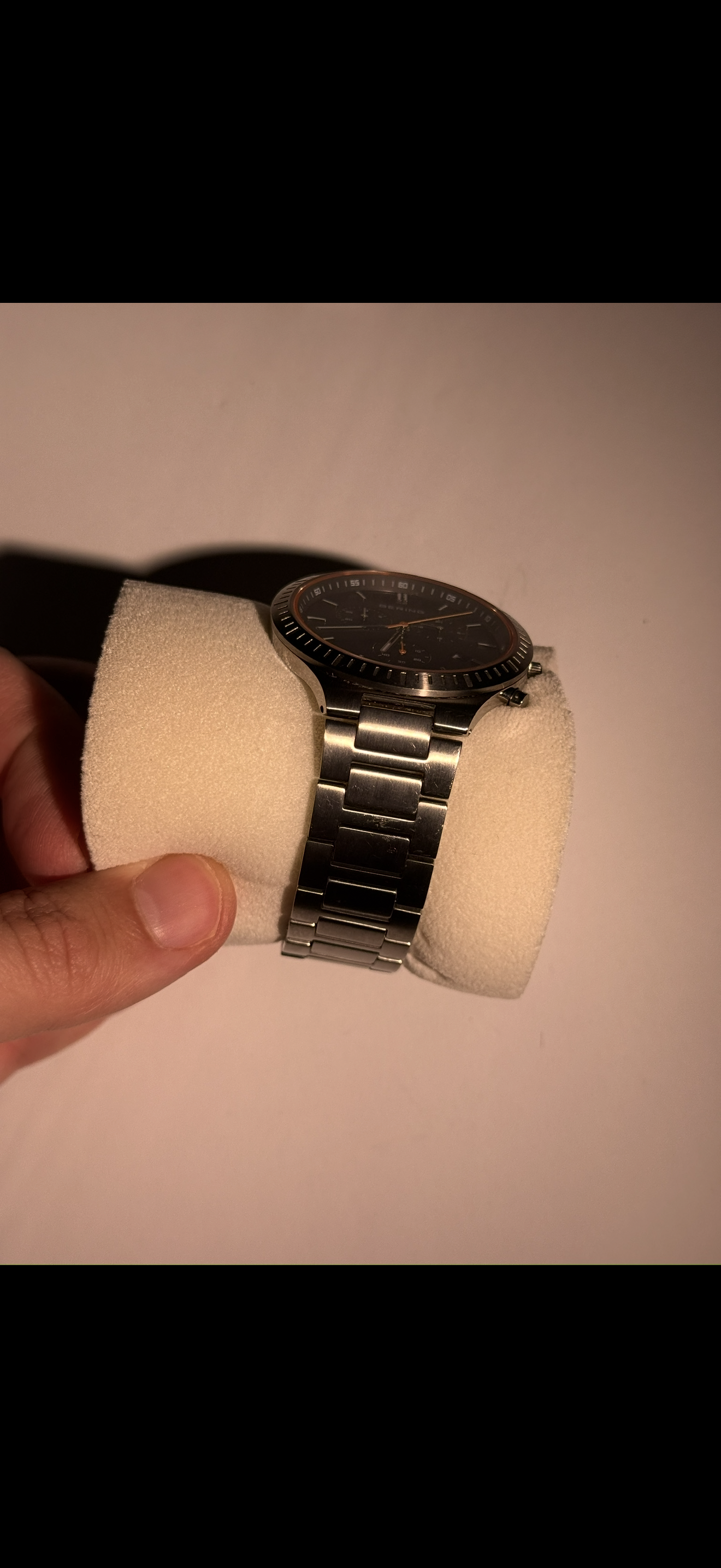 Titan Chrono | brushed silver | 11743-709
Used good condition 
Product information "Titan Chrono | brushed silver | 11743-709"
With this watch you go through thick and thin - Ultra light, extremely resistant,