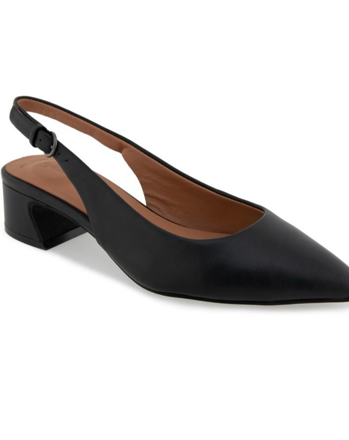 Gentle Souls by Kenneth Cole Women's Georgia Pump Size 11
