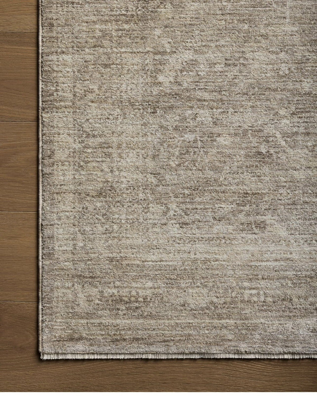 Loloi II Tabitha Collection TAI-02 Taupe/Pebble 7'-10" x 10' Area Rug