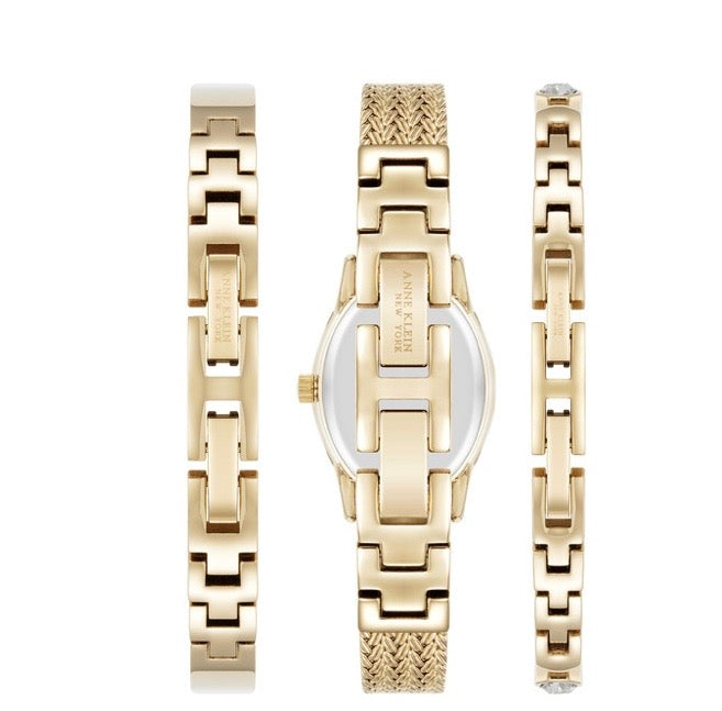 Anne Klein New York Crystal Accented Women's Watch and Bracelet Set, 24 x 35mm

Details
Brand: Anne Klein New York;
Model #: 12/7786GPST;
Case Material: Alloy;
Case Thickness: 8.6 mm;
Case Diameter: 24 x 35 mm;
Movement: Quartz;
Used good condition