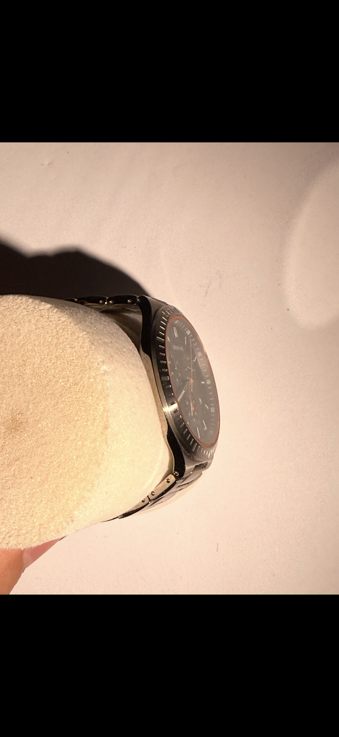 Titan Chrono | brushed silver | 11743-709
Used good condition 
Product information "Titan Chrono | brushed silver | 11743-709"
With this watch you go through thick and thin - Ultra light, extremely resistant,